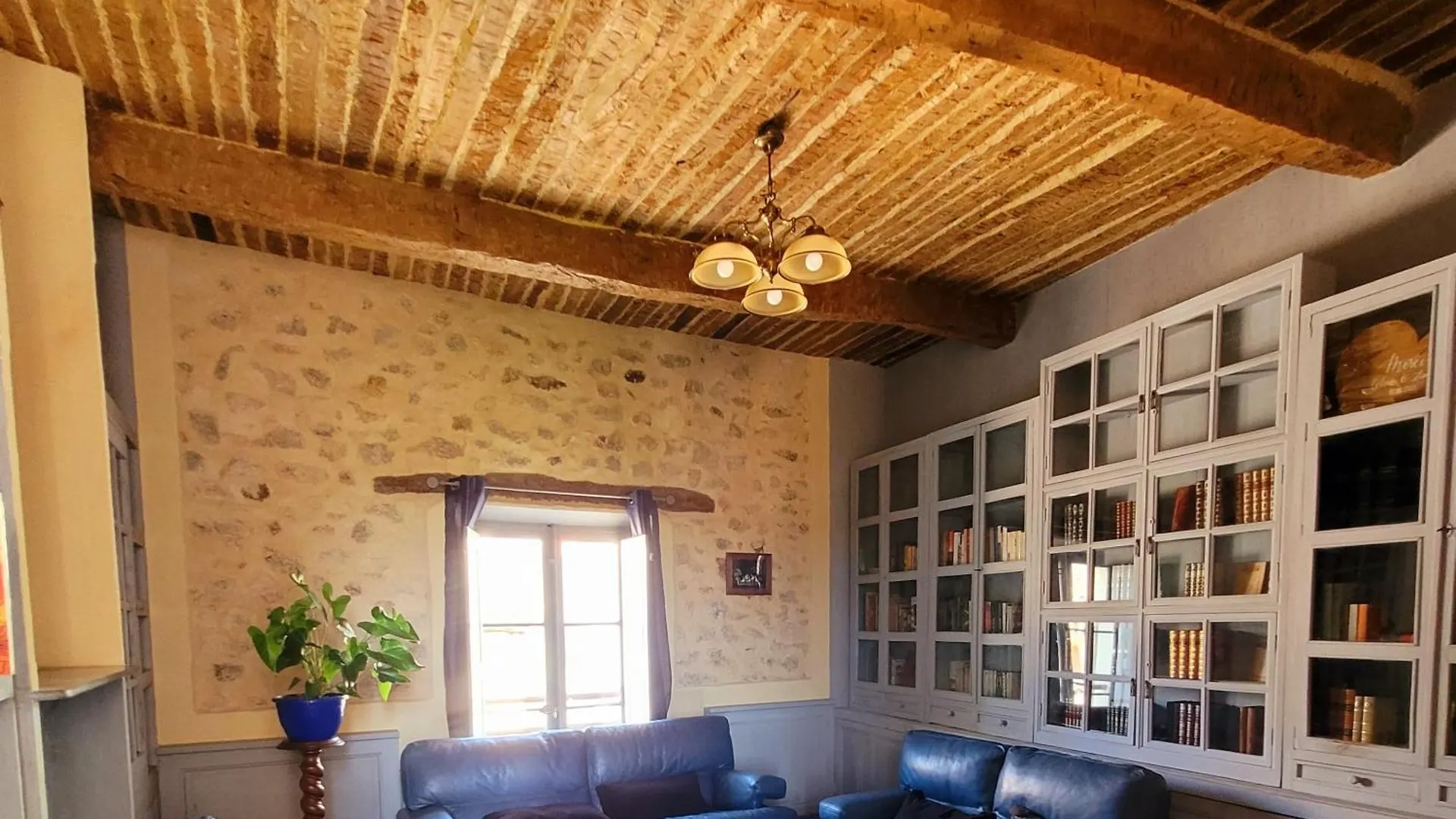 Maison d'hôtes Hotel Au Puits de la Fontaine à Tavernes