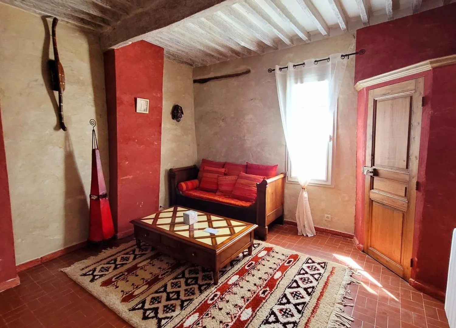 Hotel Au Puits de la Fontaine à Tavernes Maison d'hôtes