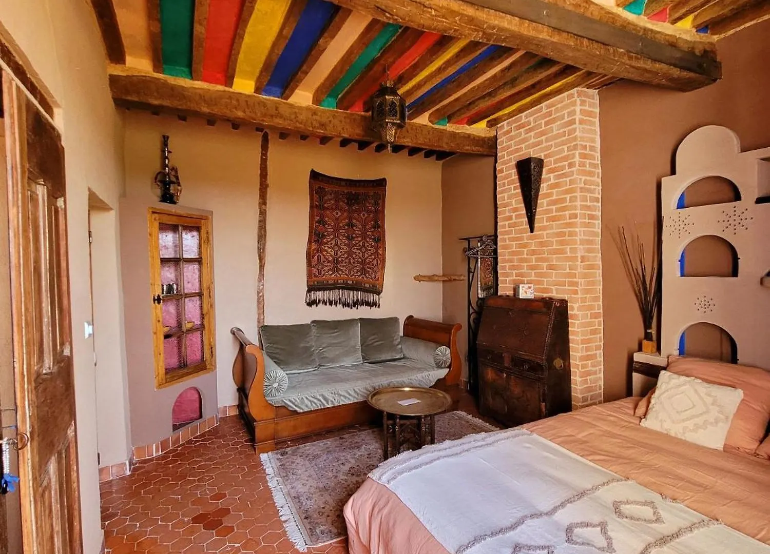 Hotel Au Puits de la Fontaine à Tavernes Maison d'hôtes